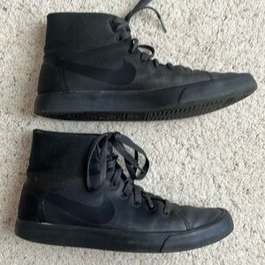 Black Nike High Top Sneakers - 8.5